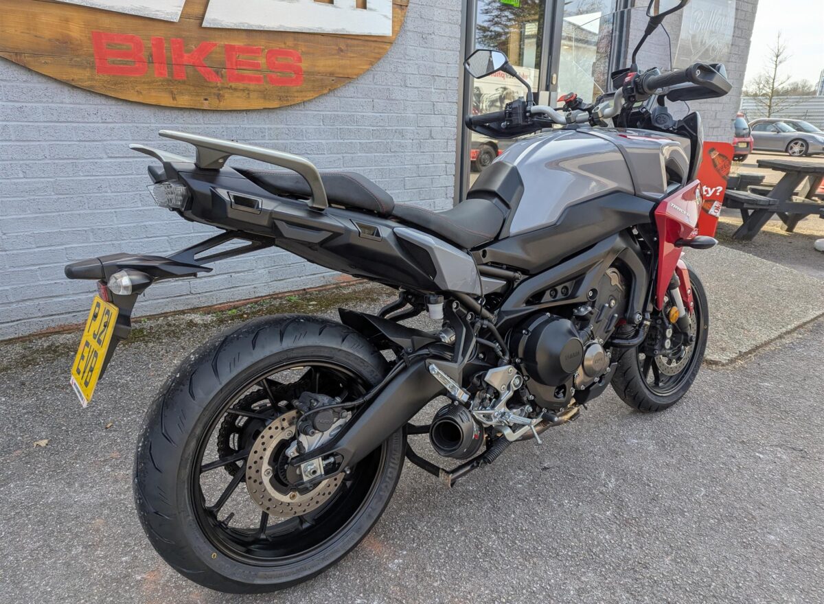 Yamaha Tracer 900