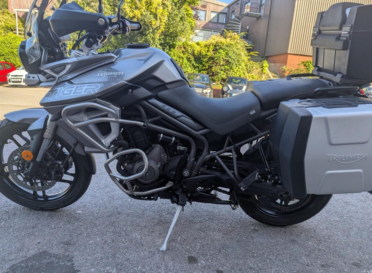 Triumph Tiger 800 XRT