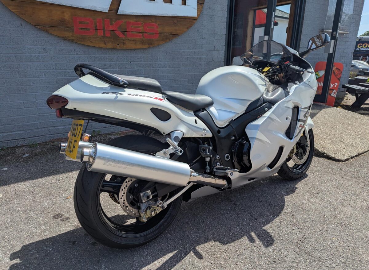 Suzuki GSX1300R Hayabusa