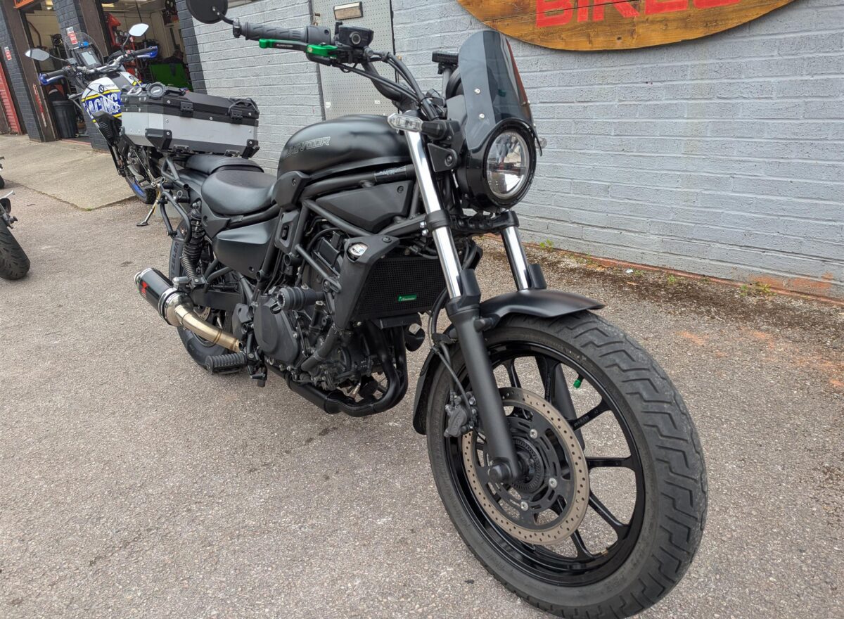 Kawasaki Eliminator 500
