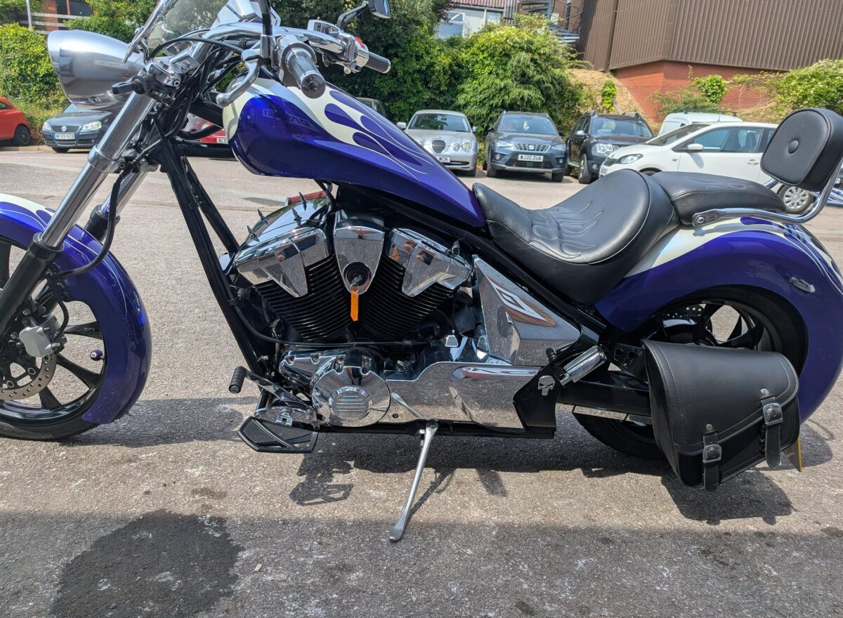Honda VT1300 CX-A Fury