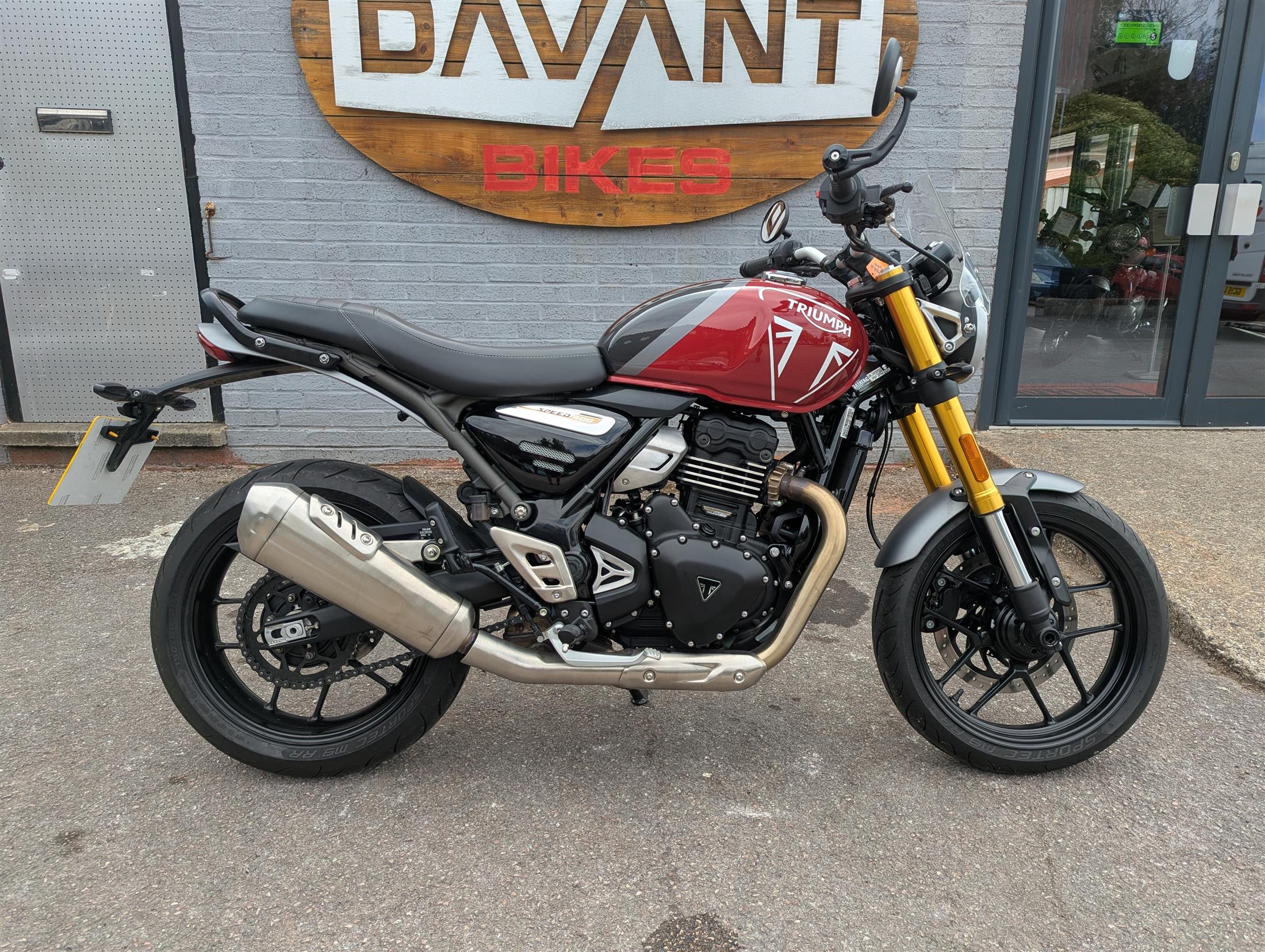 Triumph Speed 400