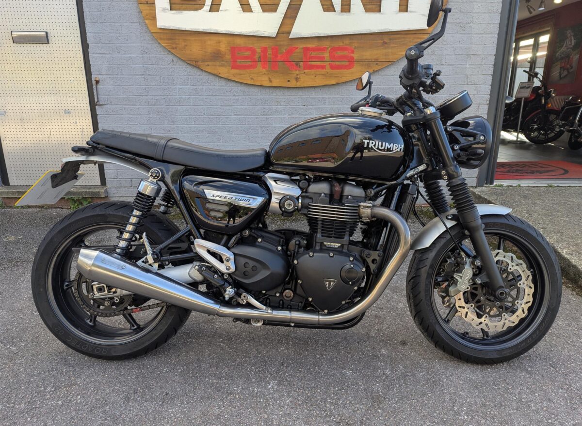Triumph Speed Twin 1200
