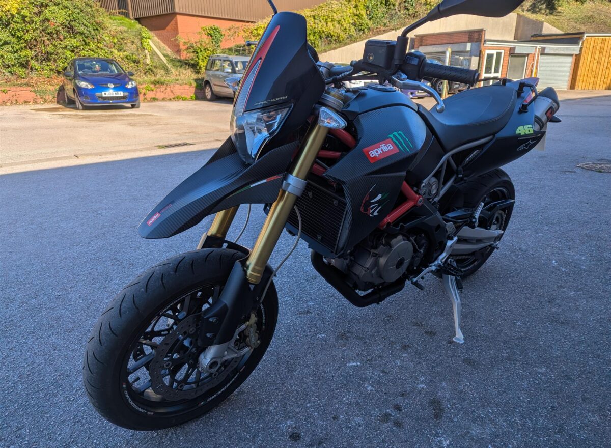 Aprilia Dorsoduro Factory