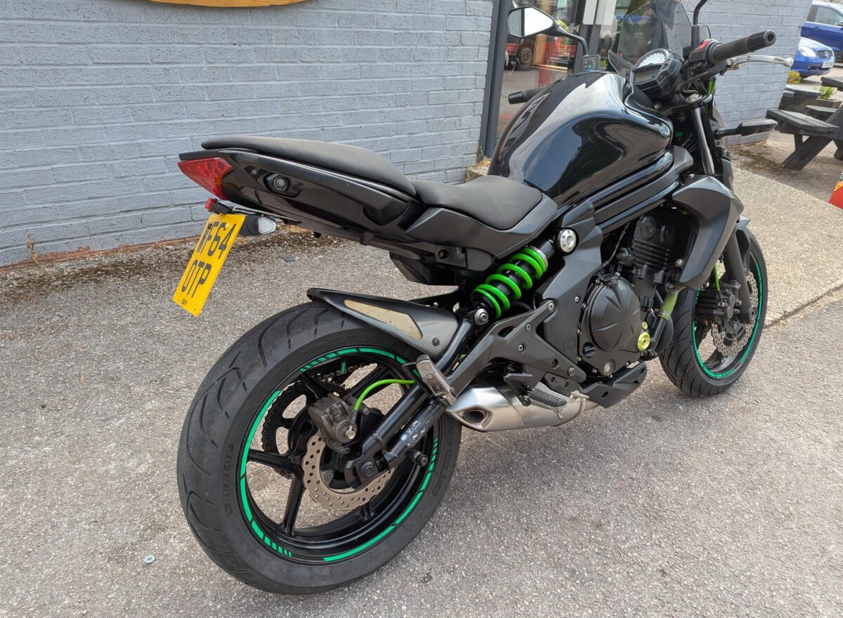 Kawasaki ER6-N
