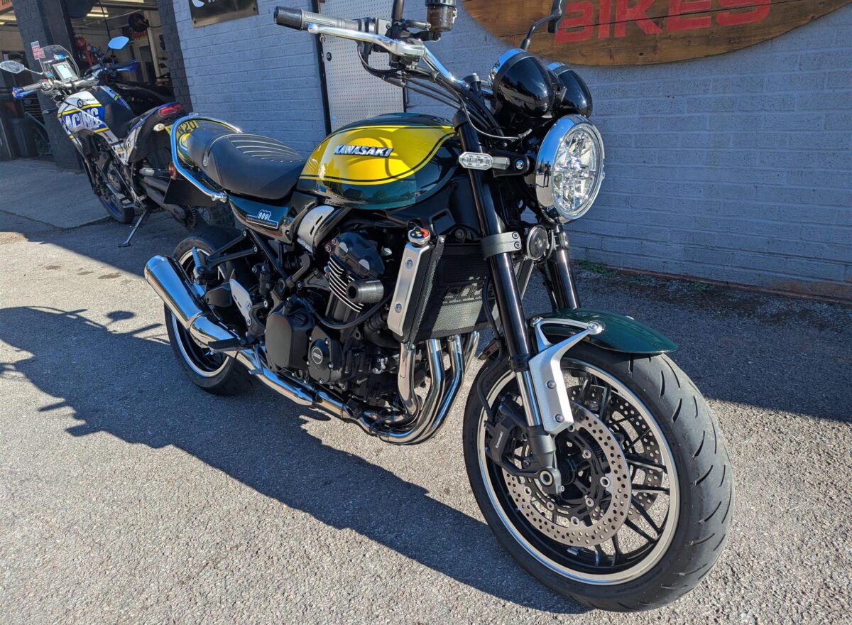 Kawasaki Z900 RS Yellow Ball Edition