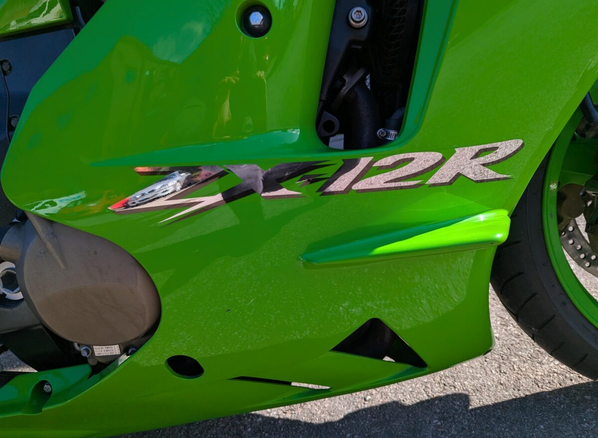 Kawasaki ZX12R B2H