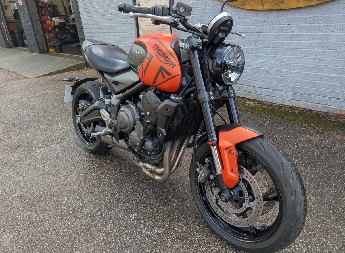 Triumph Trident 660