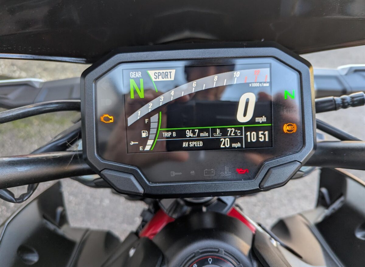 Kawasaki Z900 Performance Edition