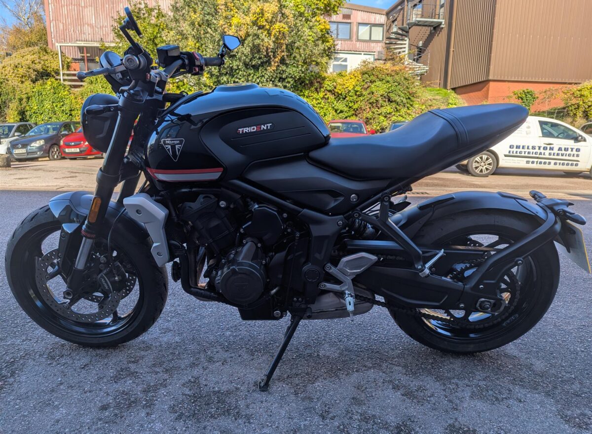 Triumph Trident 660