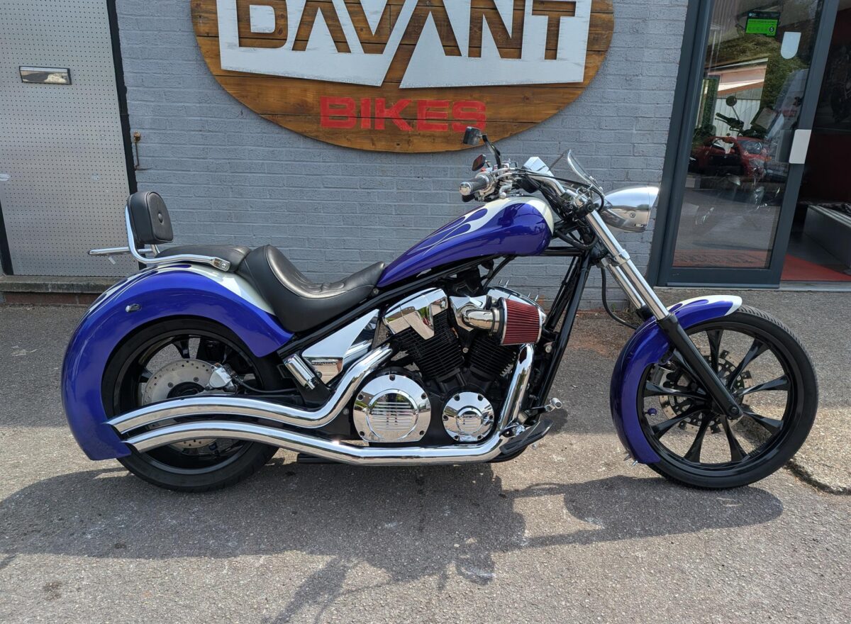 Honda VT1300 CX-A Fury
