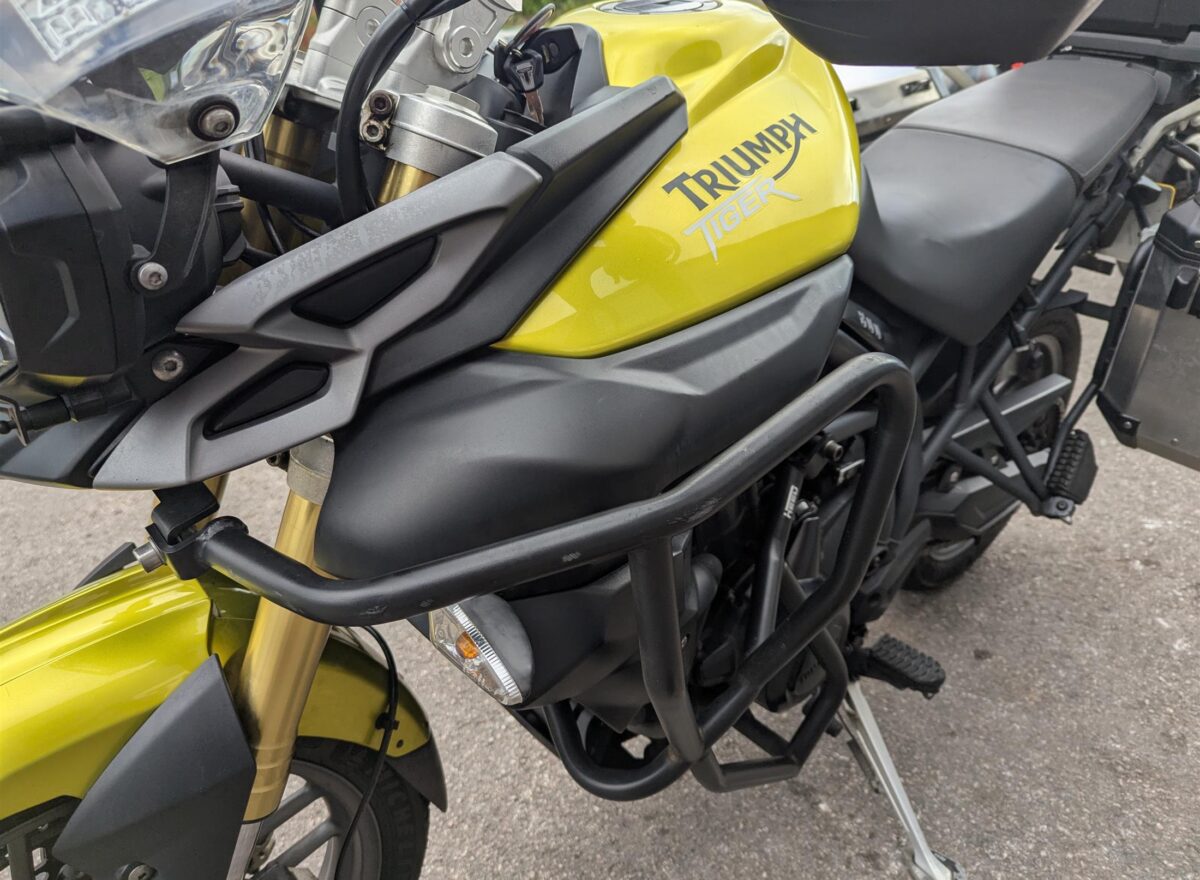 Triumph Tiger 800