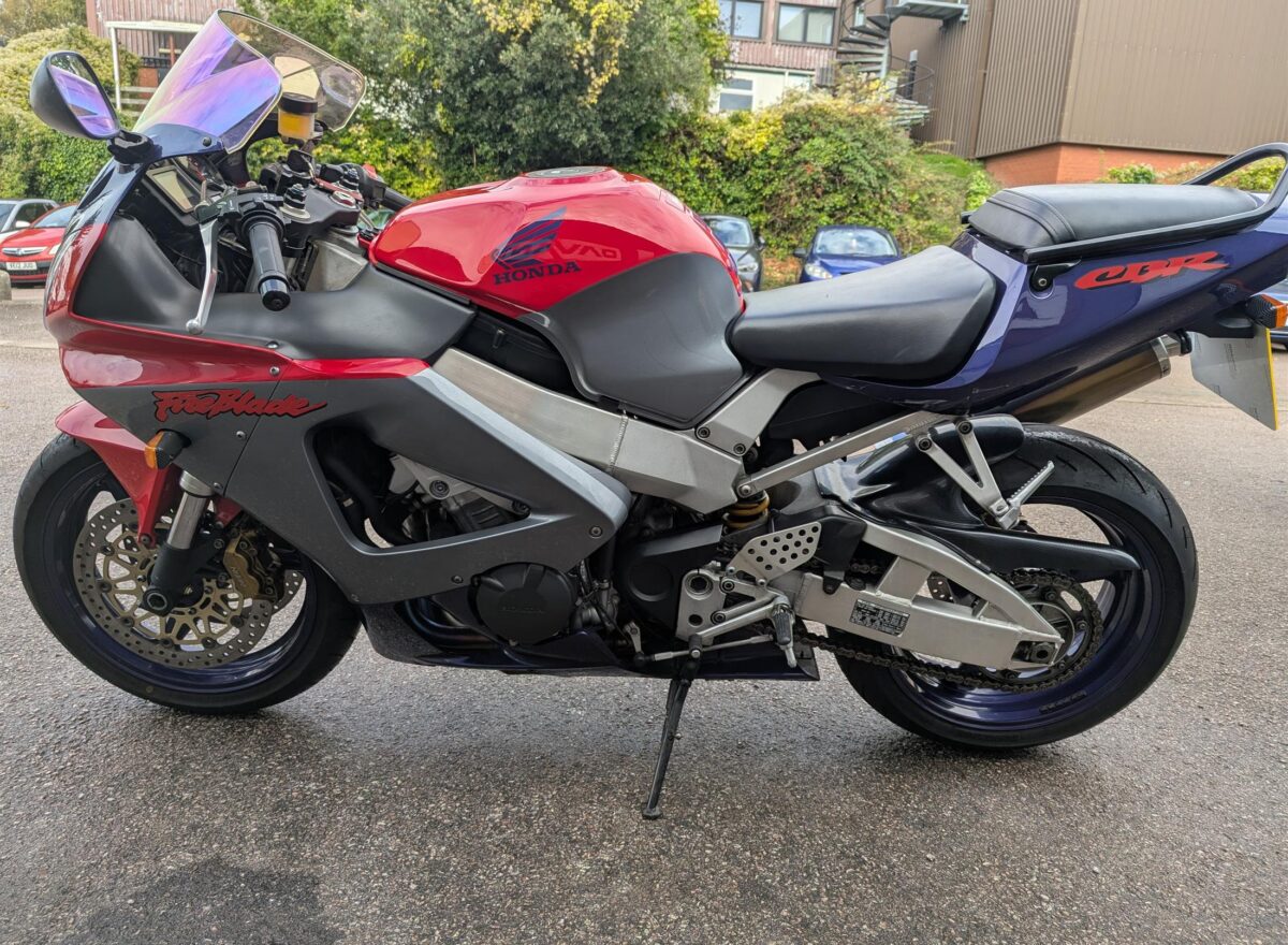 Honda CBR900 Fireblade