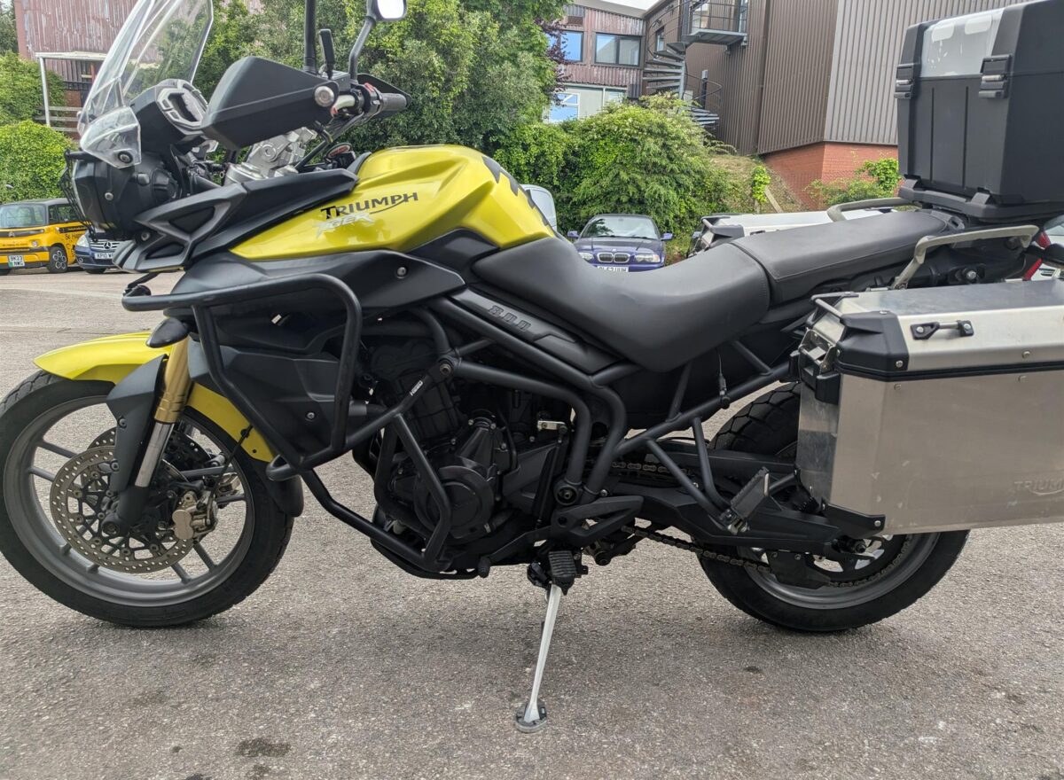 Triumph Tiger 800