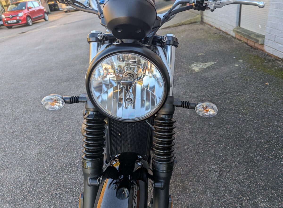 Triumph Street Scrambler 900