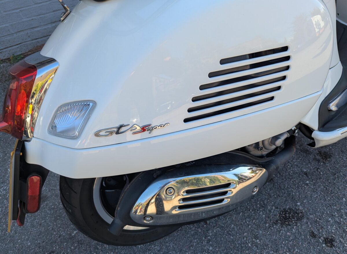 Vespa GTS300 Super