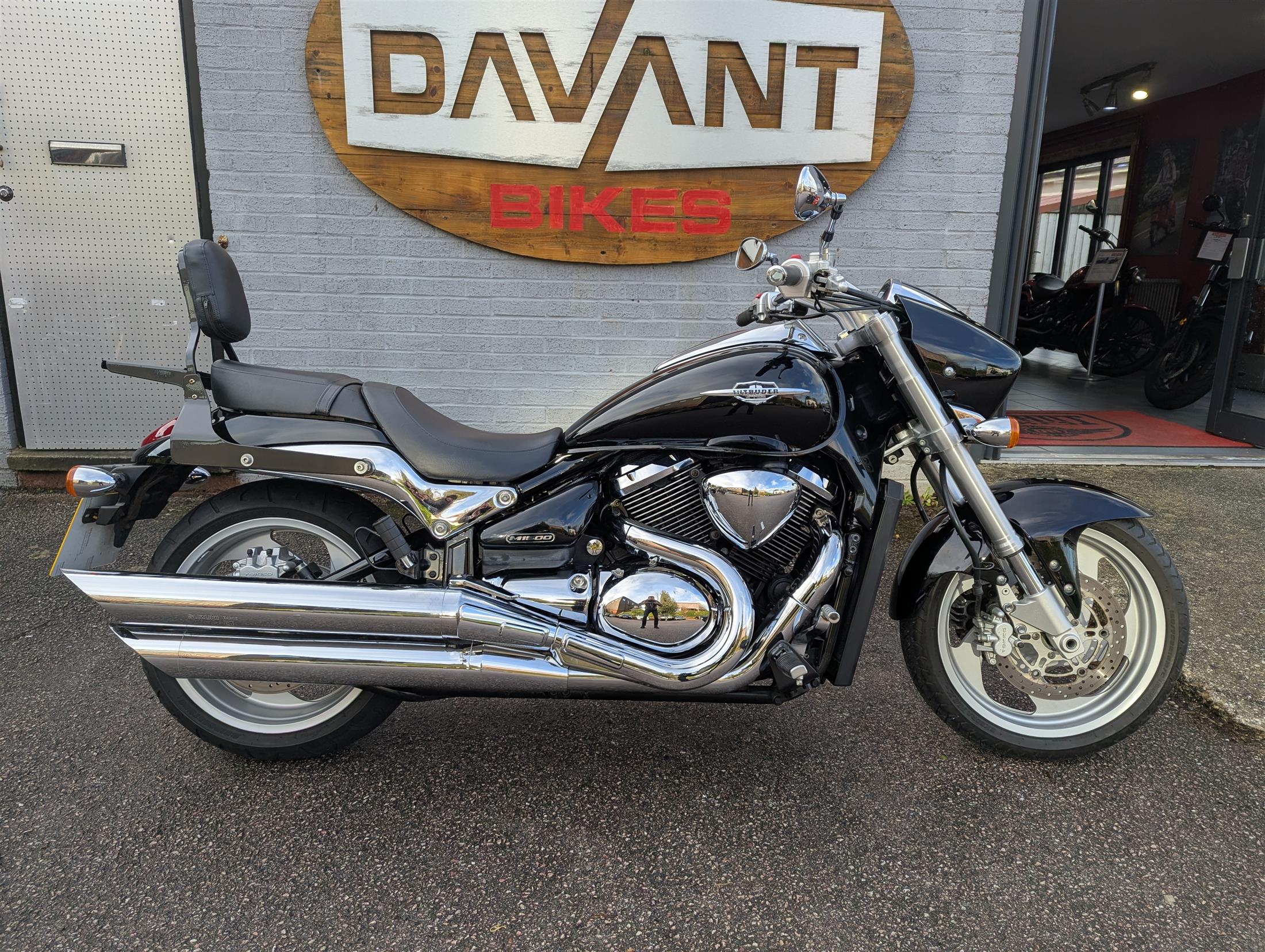 Suzuki VZ1500 Intruder