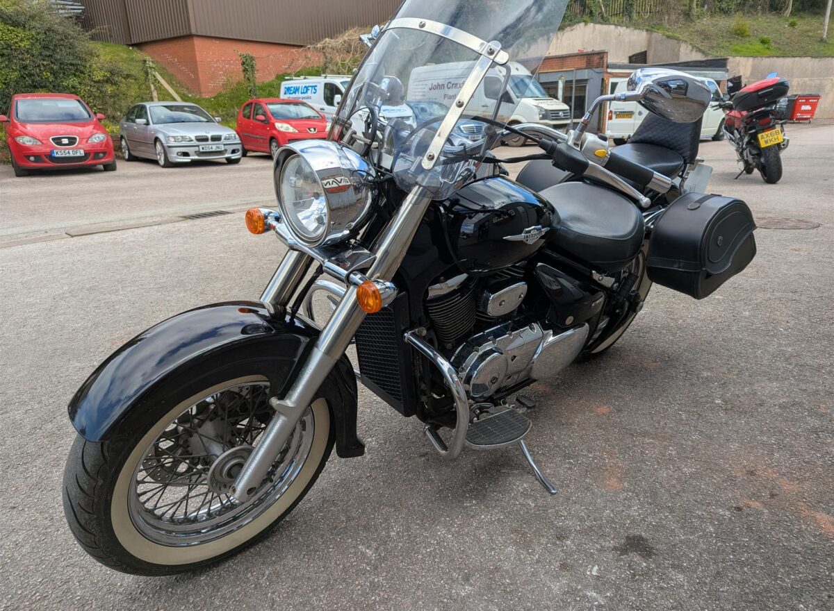 Suzuki VL800 Intruder