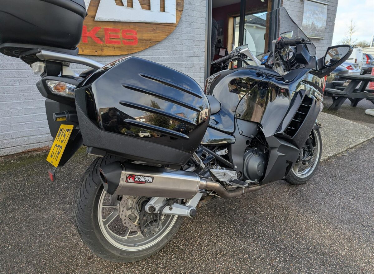 Kawasaki GTR1400
