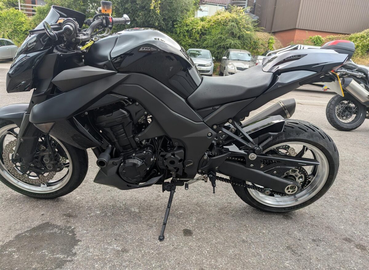 Kawasaki Z1000