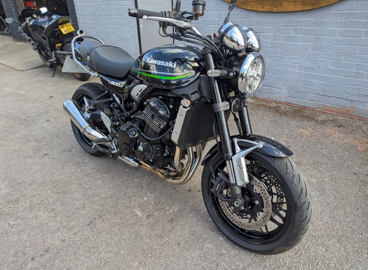 Kawasaki Z900 RS