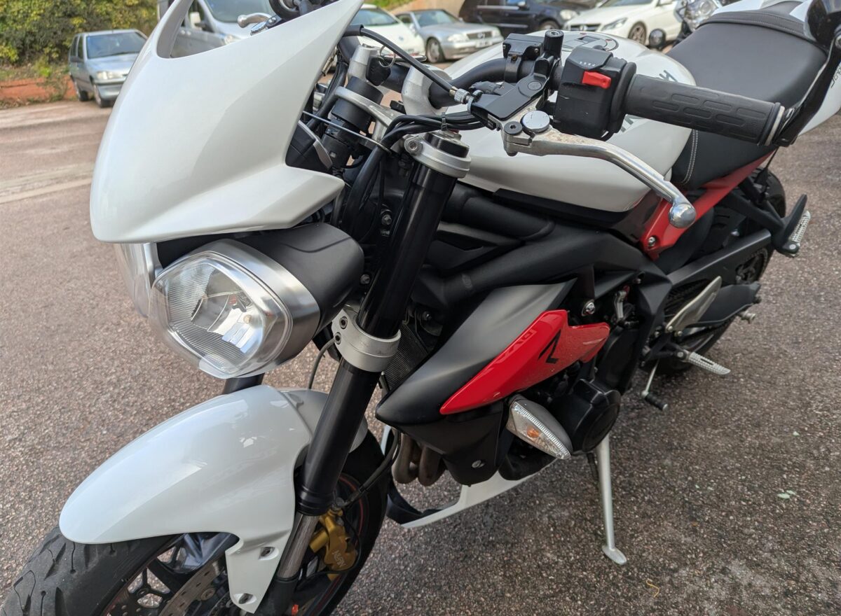 Triumph Street Triple R