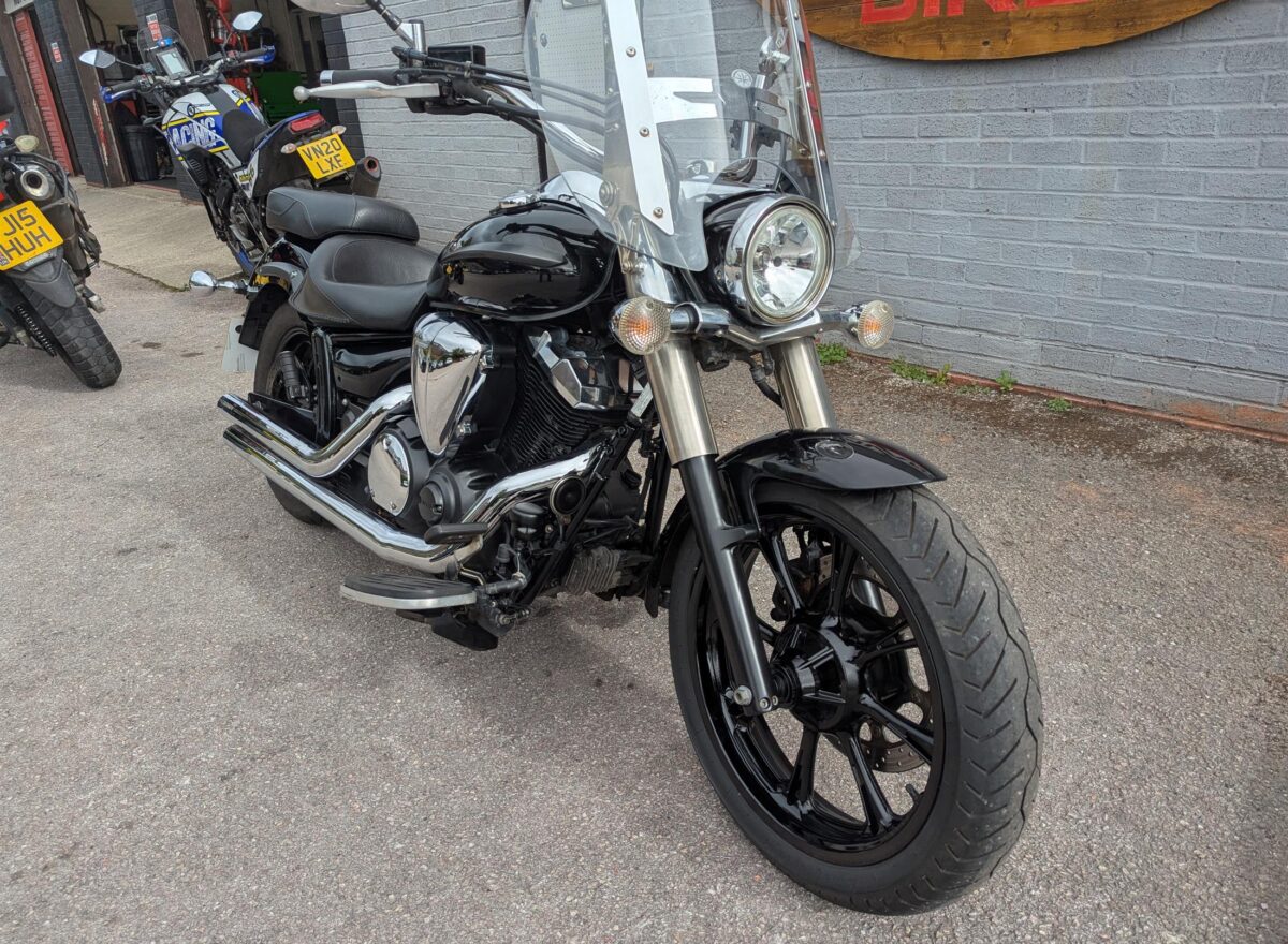 Yamaha XVS950 Midnight Star