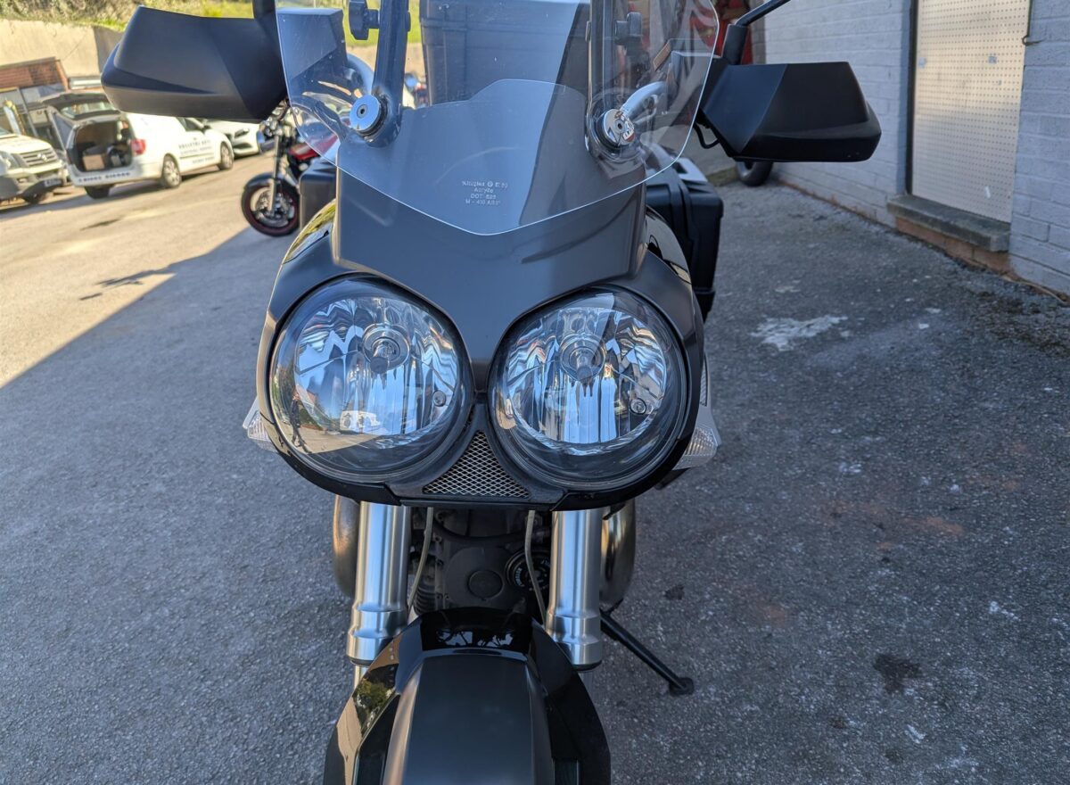 Moto Guzzi Stelvio 1200
