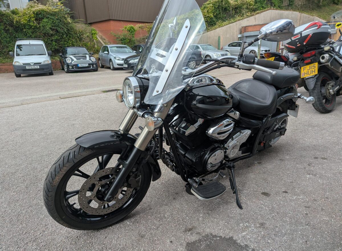 Yamaha XVS950 Midnight Star