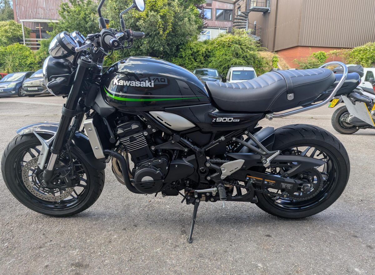 Kawasaki Z900 RS