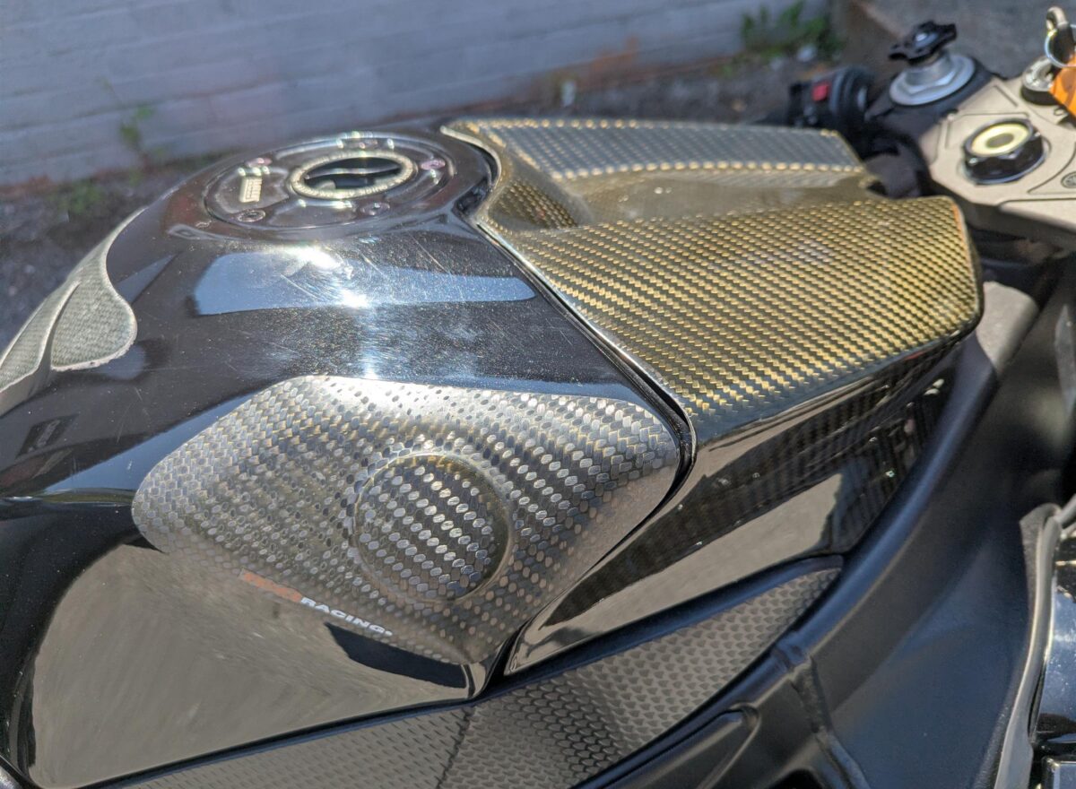 Yamaha YZF R1