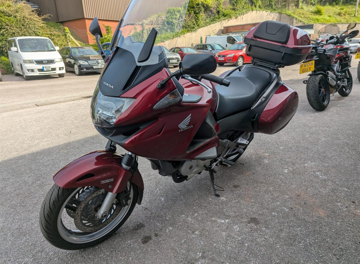 Honda NT700 V Deauville