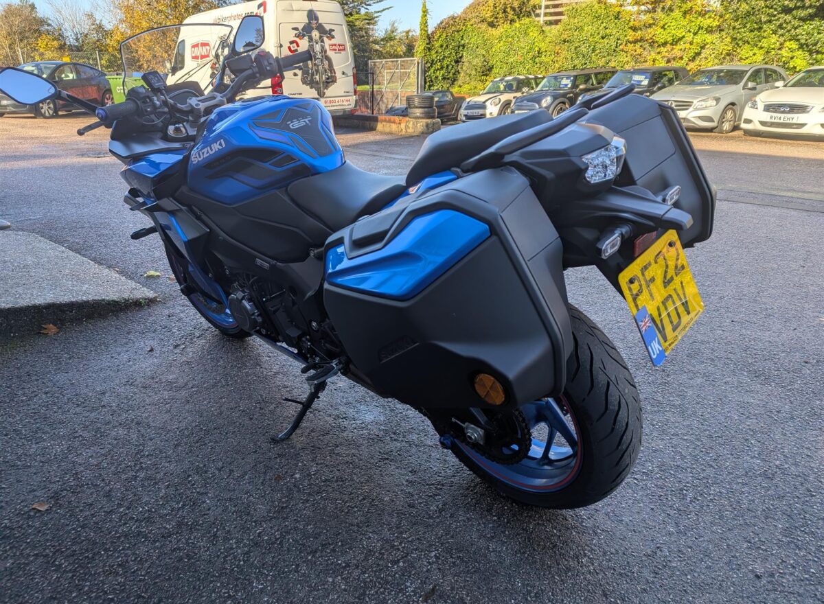 Suzuki GSX-S 1000 GT+