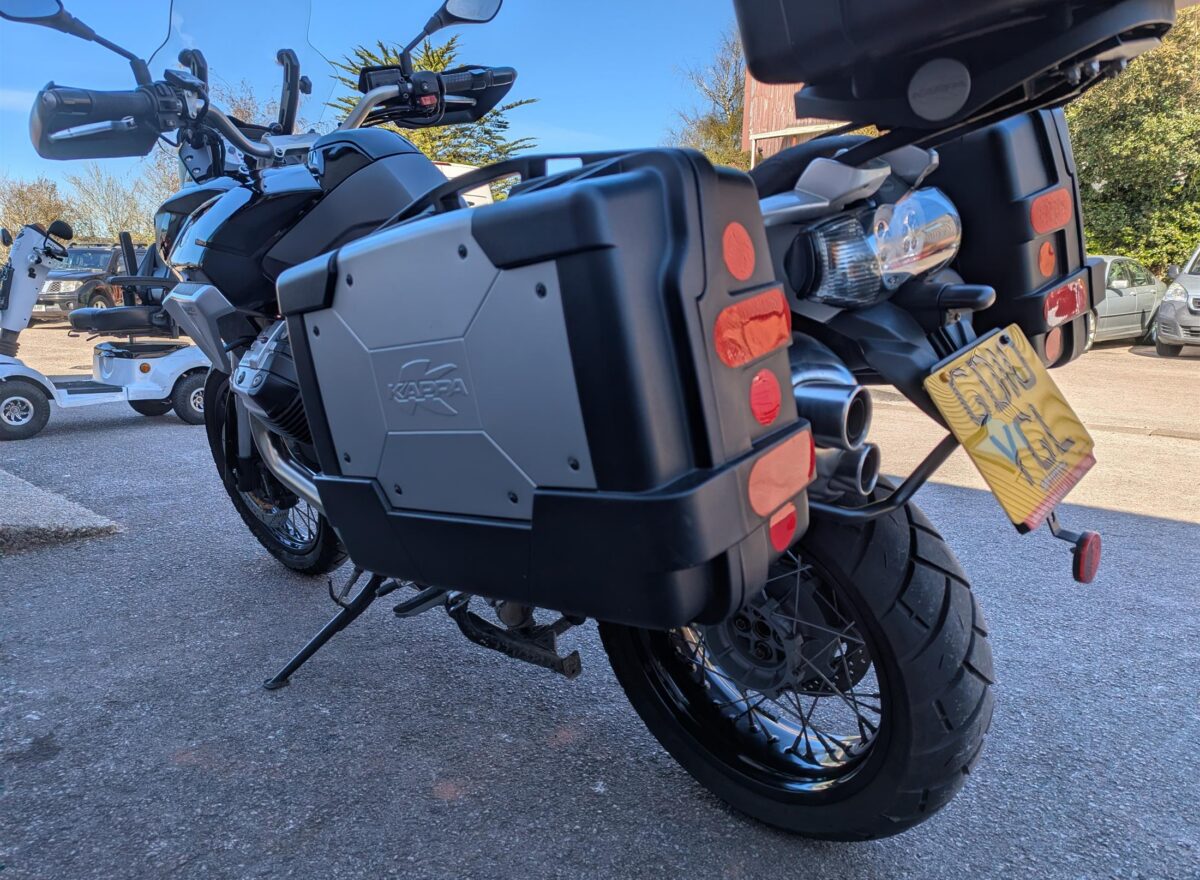 Moto Guzzi Stelvio 1200