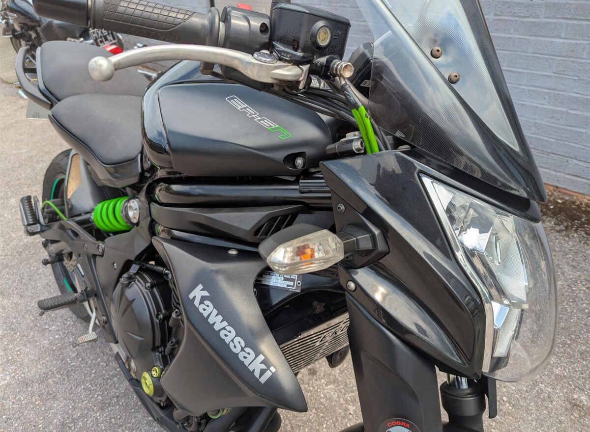 Kawasaki ER6-N
