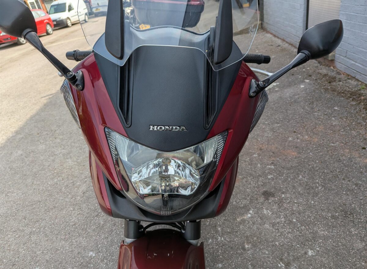 Honda NT700 V Deauville