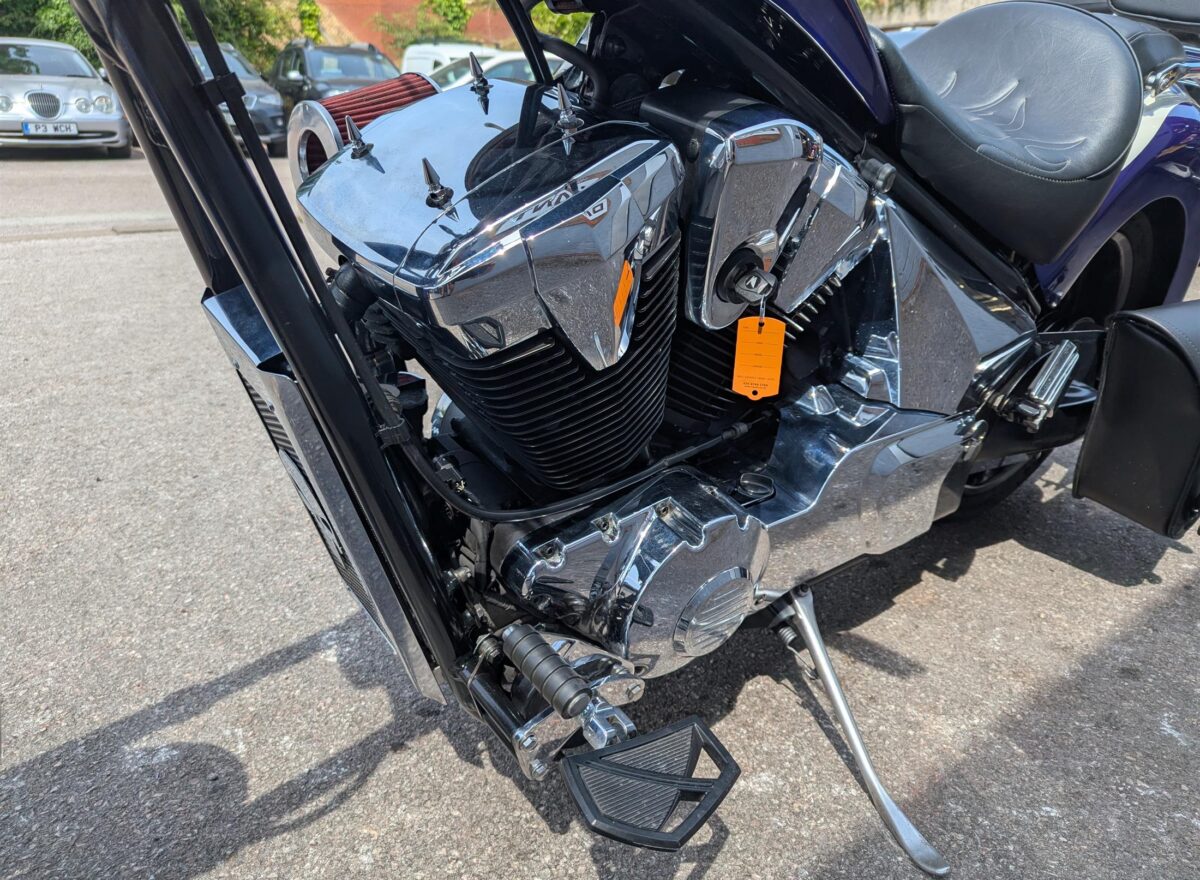 Honda VT1300 CX-A Fury