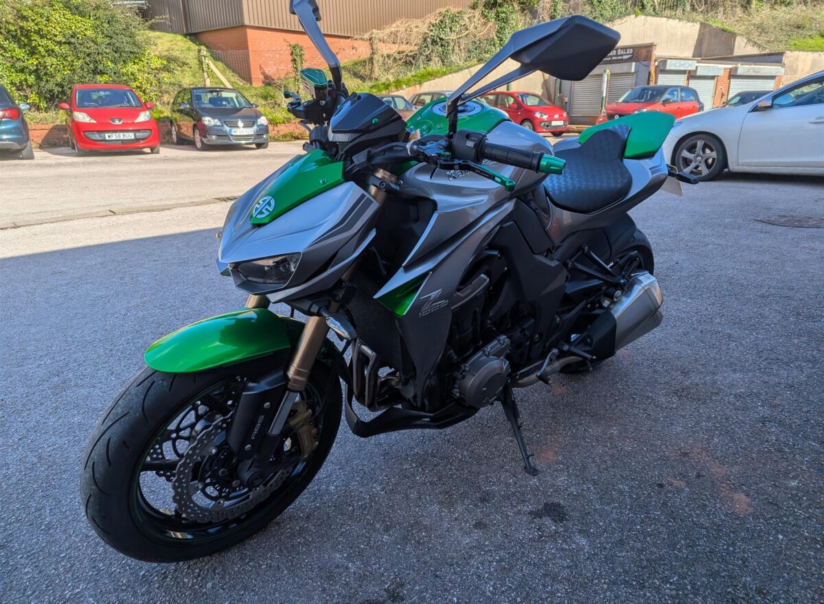 Kawasaki Z1000 Special Edition