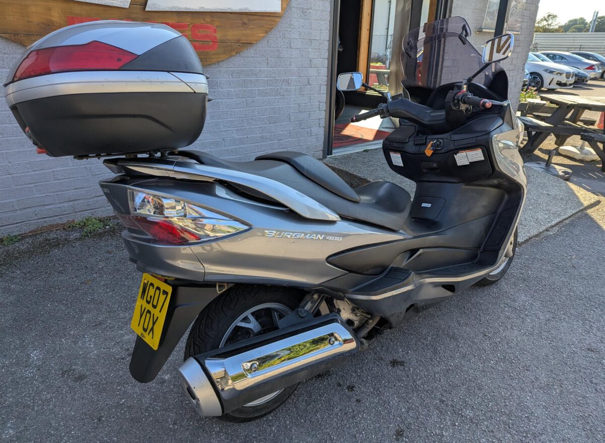 Suzuki Burgman 400
