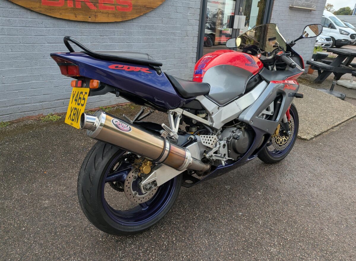 Honda CBR900 Fireblade