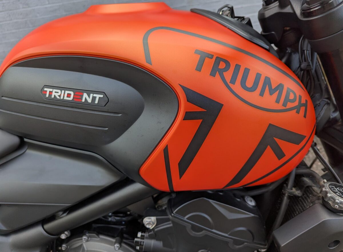 Triumph Trident 660