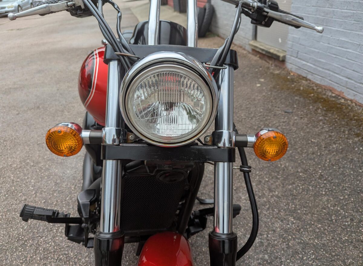 Kawasaki VN900 Custom