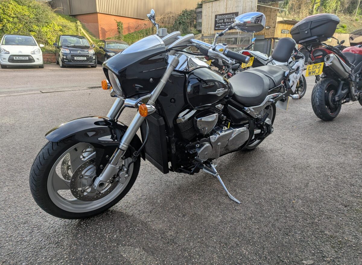 Suzuki VZ1500 Intruder