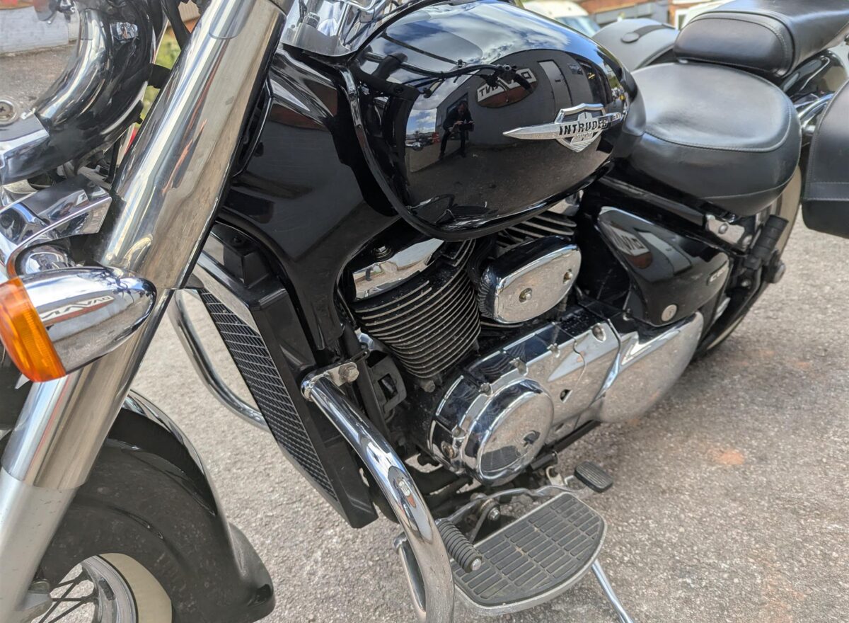 Suzuki VL800 Intruder