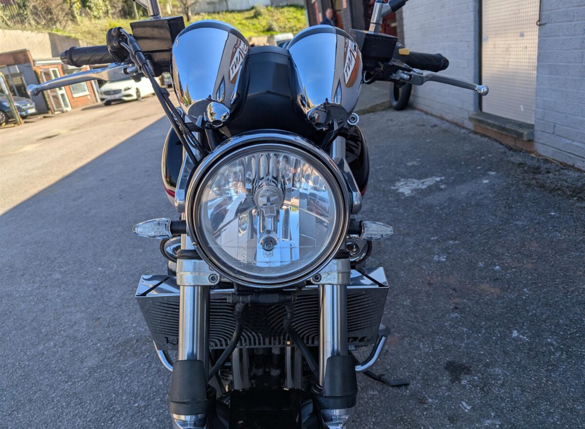 Suzuki GSX1400 K5