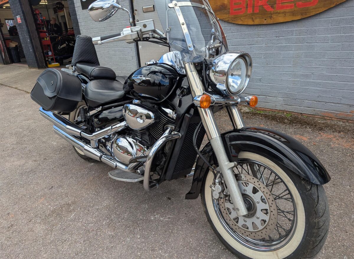Suzuki VL800 Intruder