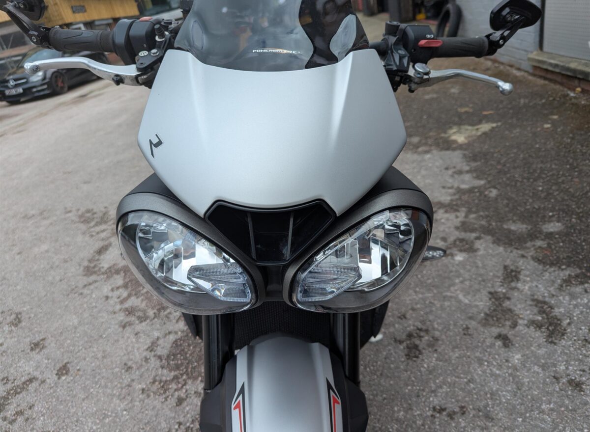 Triumph Street Triple R 765 Low