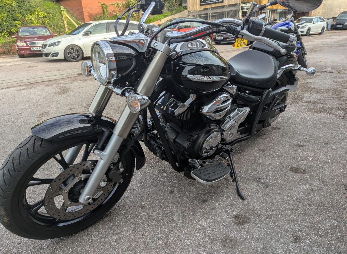 Yamaha XVS950 Midnight Star