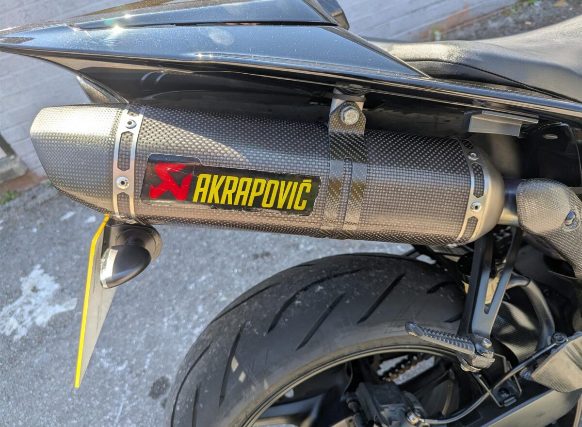 Yamaha YZF R1