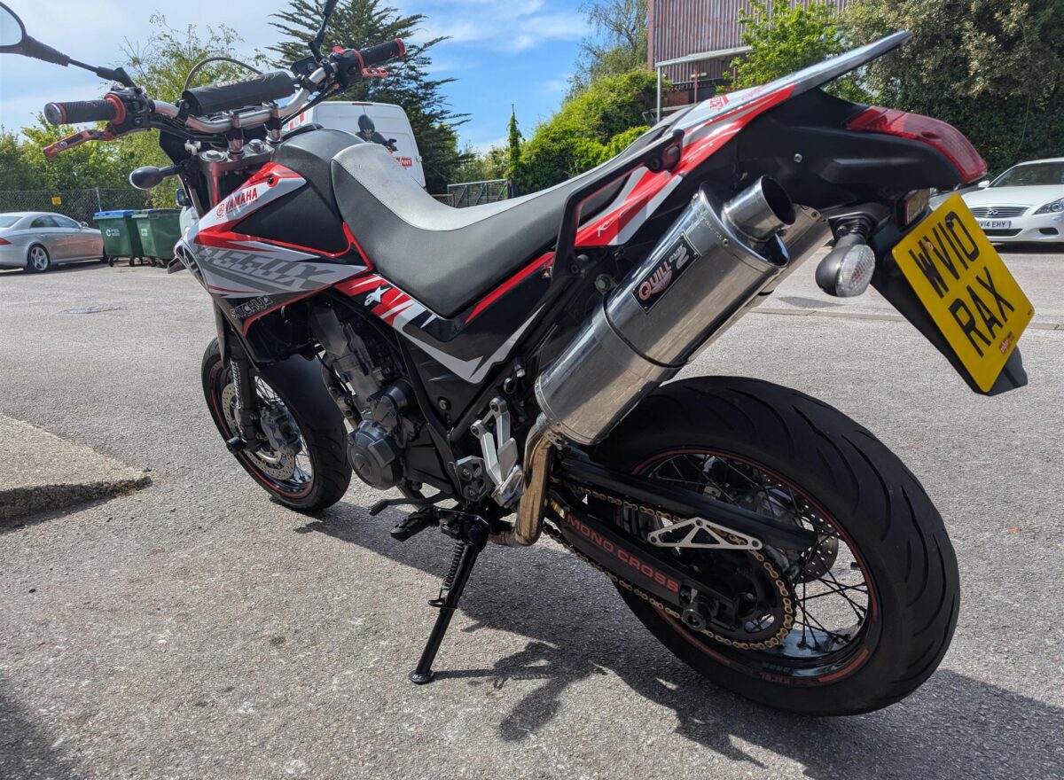 Yamaha XT660X